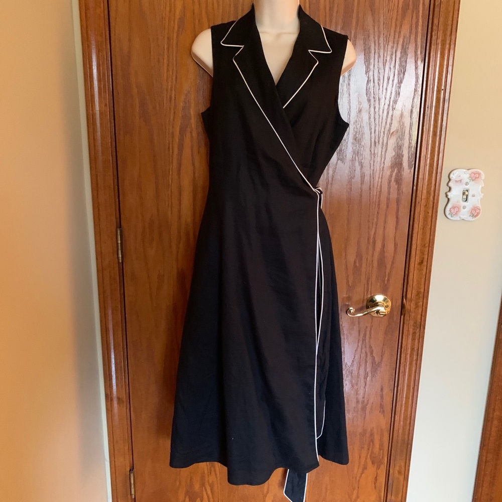 Black/ White Jones of New York  Wrap Dress